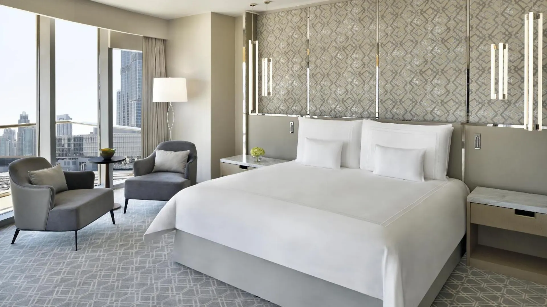Kempinski Central Avenue Dubai 5*,