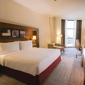 holiday-inn-abu-dhabi.abudhabi-hotels-ae.net/