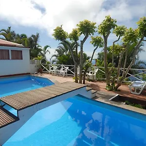 ** Hotel El Momo Bonaire, Sint Eustatius en Saba